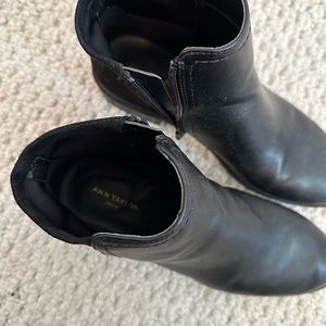 Ann Taylor shoes size 7